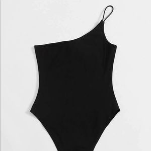 one shoulder black bodysuit